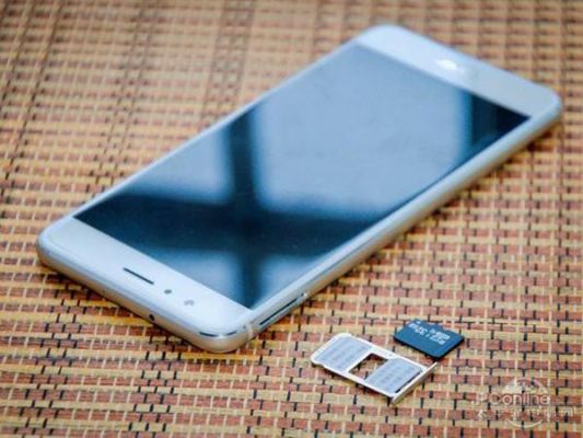 华为荣耀8内存卡(华为荣耀8内存卡怎么使用?)-图2 华为荣耀8内存卡(华为荣耀8内存卡怎么使用?)-图2