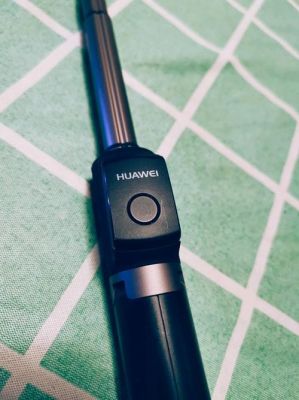 华为荣耀自拍杆怎么用(荣耀手机使用自拍杆怎么设置方法)-图1 华为荣耀自拍杆怎么用(荣耀手机使用自拍杆怎么设置方法)-图1