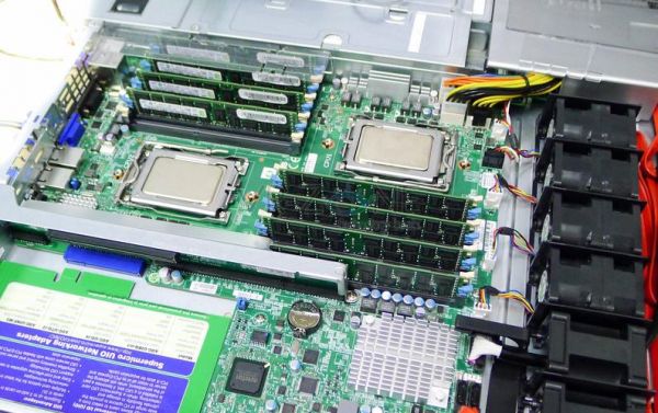 好用的服务器cpu(好用的服务器面板)-图1 好用的服务器cpu(好用的服务器面板)-图1