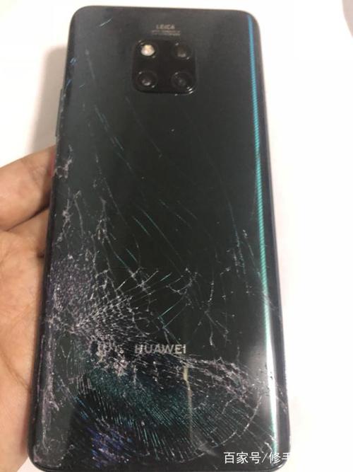 华为背面(华为背面玻璃碎了换要多少钱)-图1 华为背面(华为背面玻璃碎了换要多少钱)-图1