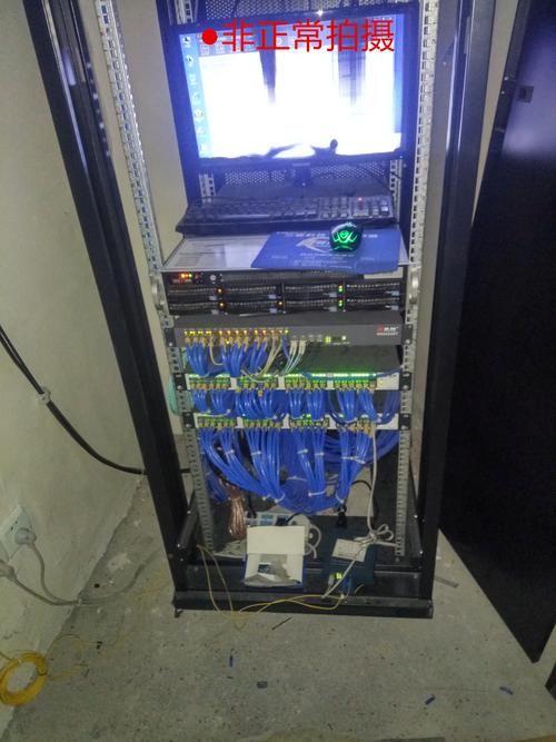 网吧一般用那几种服务器,服务器有哪几种系统类型-图1 网吧一般用那几种服务器,服务器有哪几种系统类型-图1