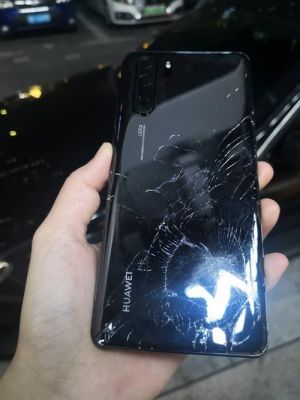 华为碎屏(华为碎屏无忧换屏免费吗)-图1 华为碎屏(华为碎屏无忧换屏免费吗)-图1